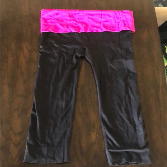 Work out pants. - Picture 2 of 3